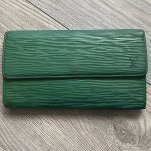 Louis Vuitton Green Epi Leather Continental Snap Wallet